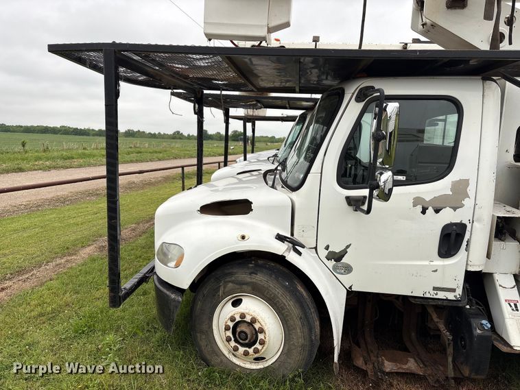 image for item EW1549 2011 Freightliner Business Class M2 forestry bucket truck