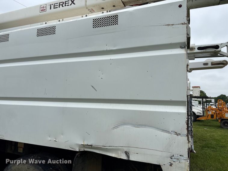 image for item EW1549 2011 Freightliner Business Class M2 forestry bucket truck