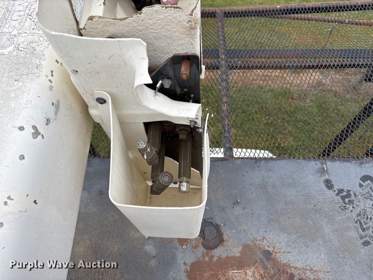 image for item EW1549 2011 Freightliner Business Class M2 forestry bucket truck
