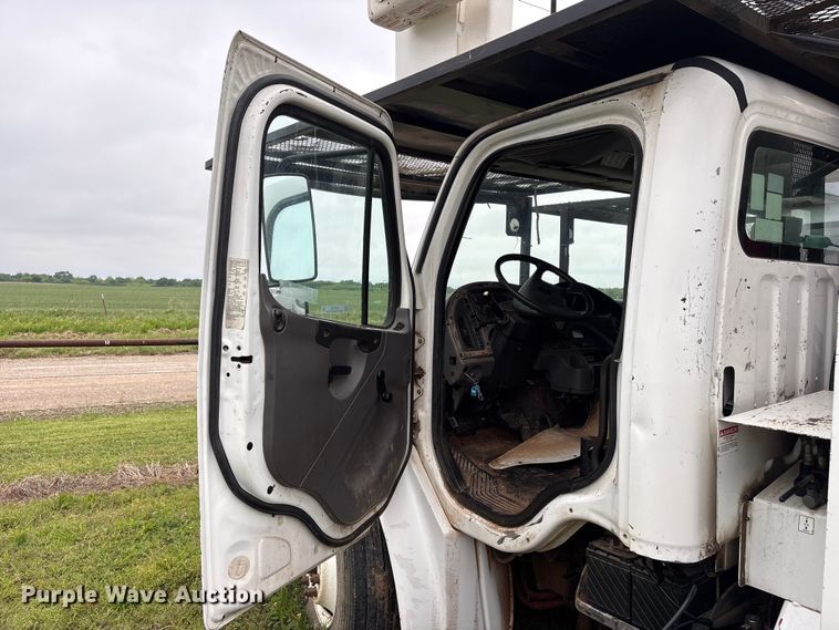 image for item EW1549 2011 Freightliner Business Class M2 forestry bucket truck