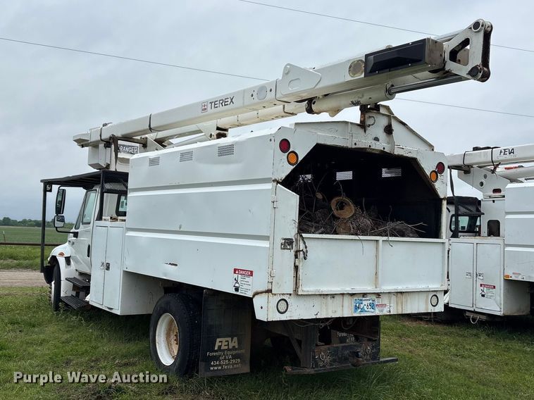 image for item EW1550 2009 International 4300 forestry bucket truck