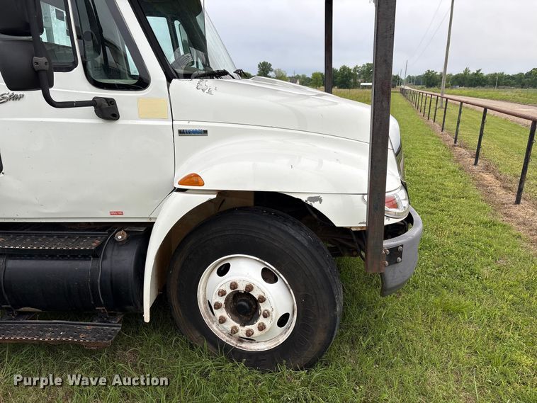 image for item EW1550 2009 International 4300 forestry bucket truck