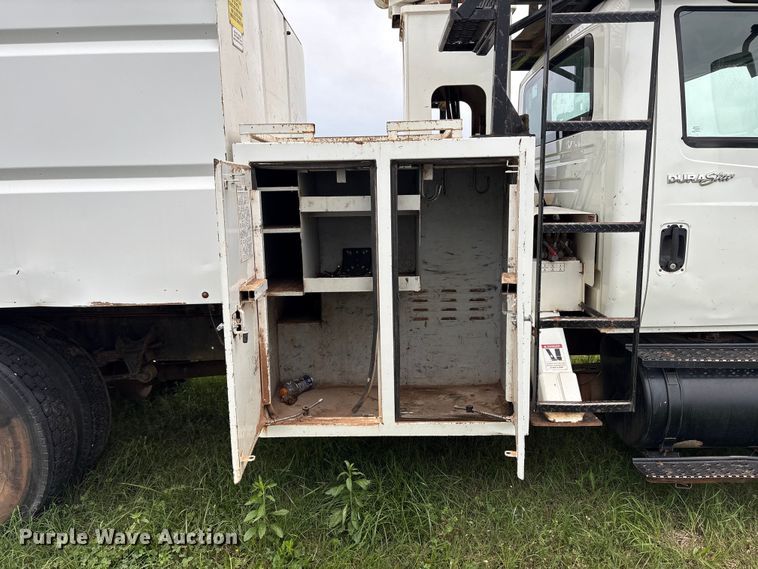 image for item EW1550 2009 International 4300 forestry bucket truck