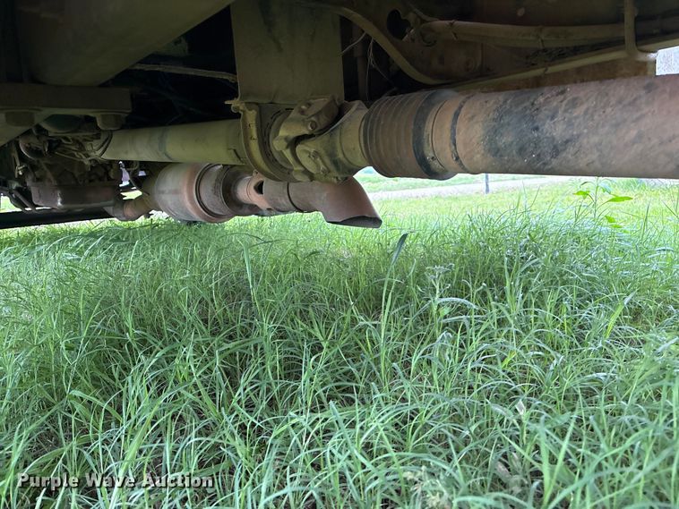 image for item EW1550 2009 International 4300 forestry bucket truck