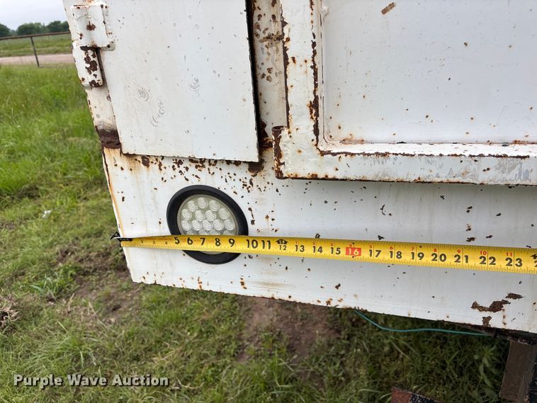 image for item EW1550 2009 International 4300 forestry bucket truck