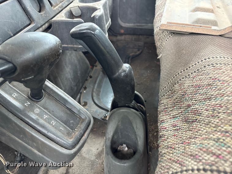 image for item EW1550 2009 International 4300 forestry bucket truck