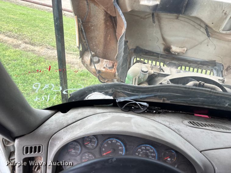 image for item EW1550 2009 International 4300 forestry bucket truck