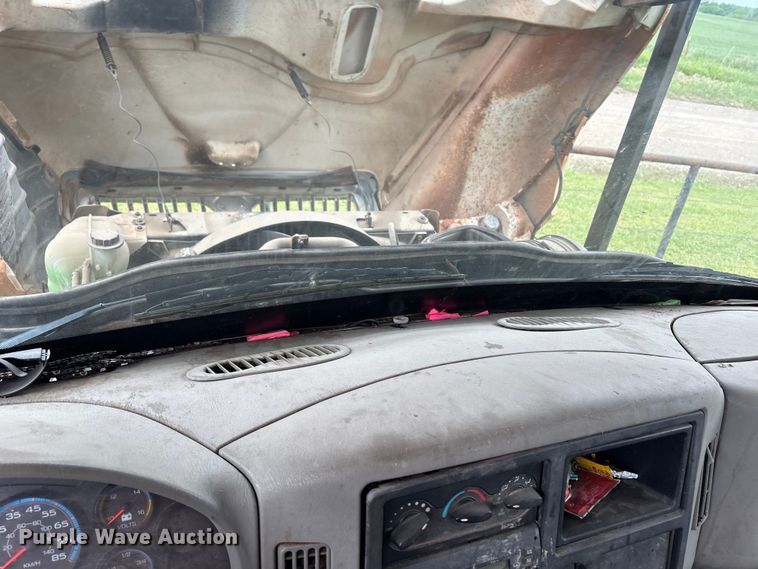 image for item EW1550 2009 International 4300 forestry bucket truck
