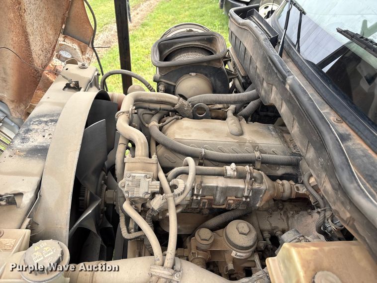 image for item EW1550 2009 International 4300 forestry bucket truck