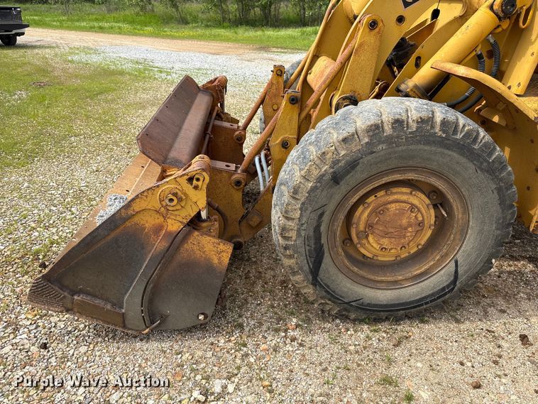 image for item EW1553 Caterpillar 922B wheel loader