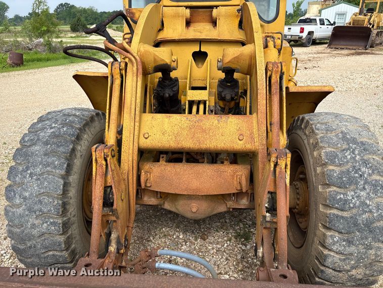image for item EW1553 Caterpillar 922B wheel loader