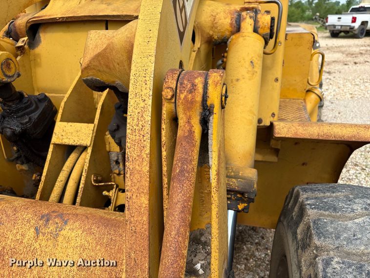 image for item EW1553 Caterpillar 922B wheel loader