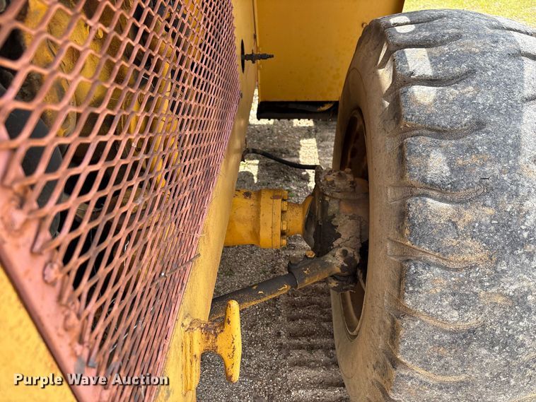 image for item EW1553 Caterpillar 922B wheel loader