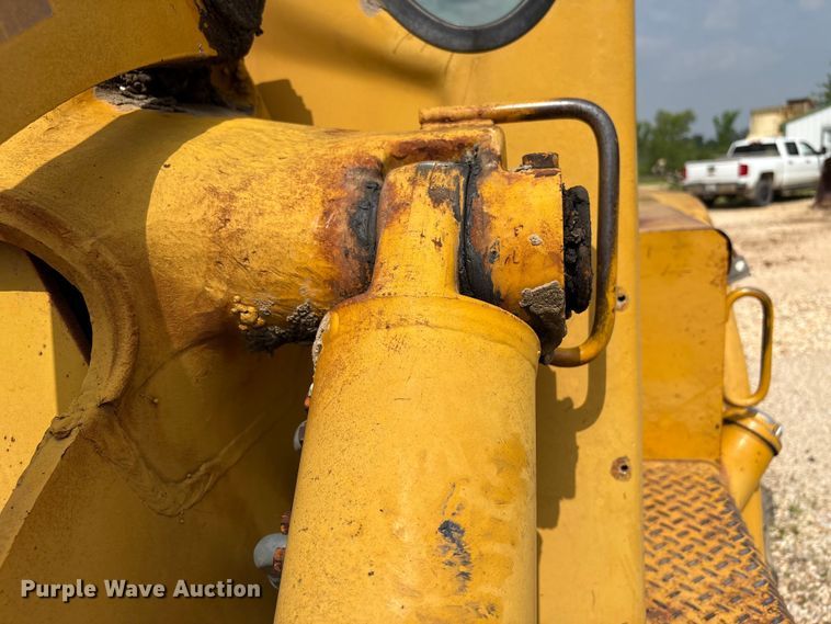 image for item EW1553 Caterpillar 922B wheel loader