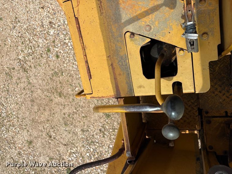 image for item EW1553 Caterpillar 922B wheel loader