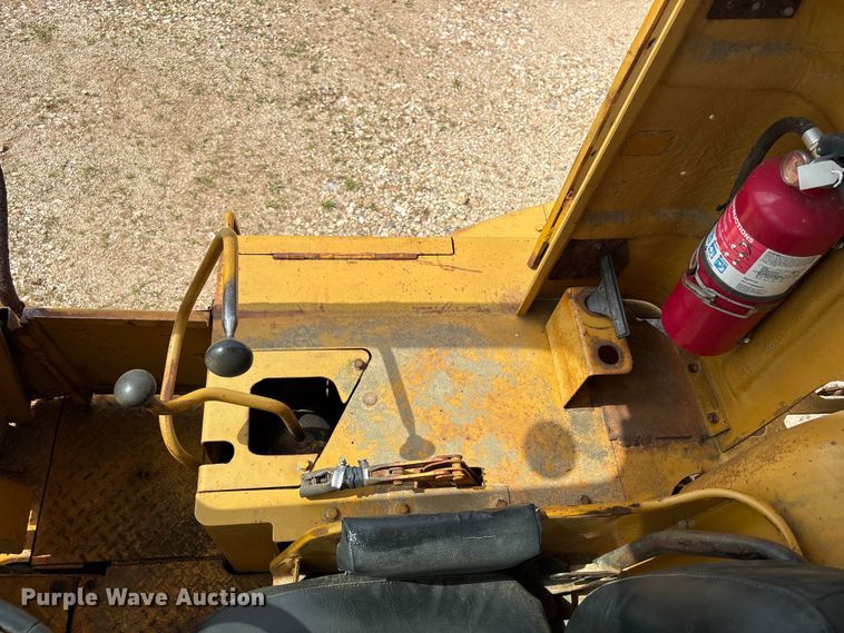 image for item EW1553 Caterpillar 922B wheel loader