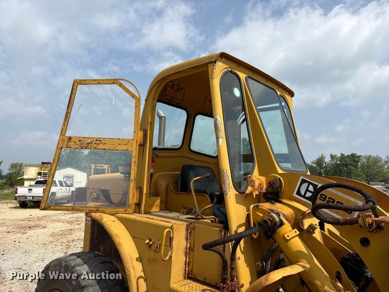 image for item EW1553 Caterpillar 922B wheel loader