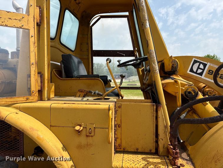image for item EW1553 Caterpillar 922B wheel loader