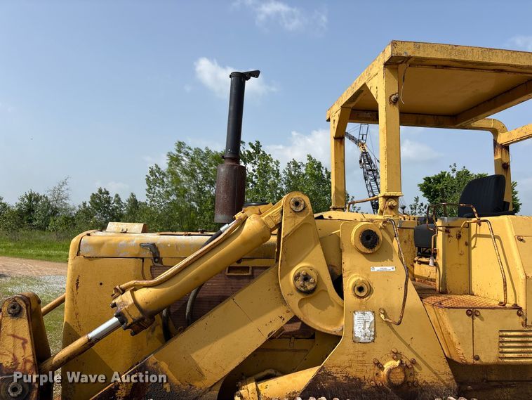 image for item EW1555 1971 Caterpillar 977K dozer