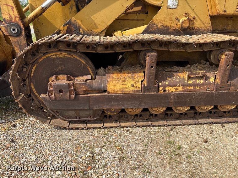 image for item EW1555 1971 Caterpillar 977K dozer