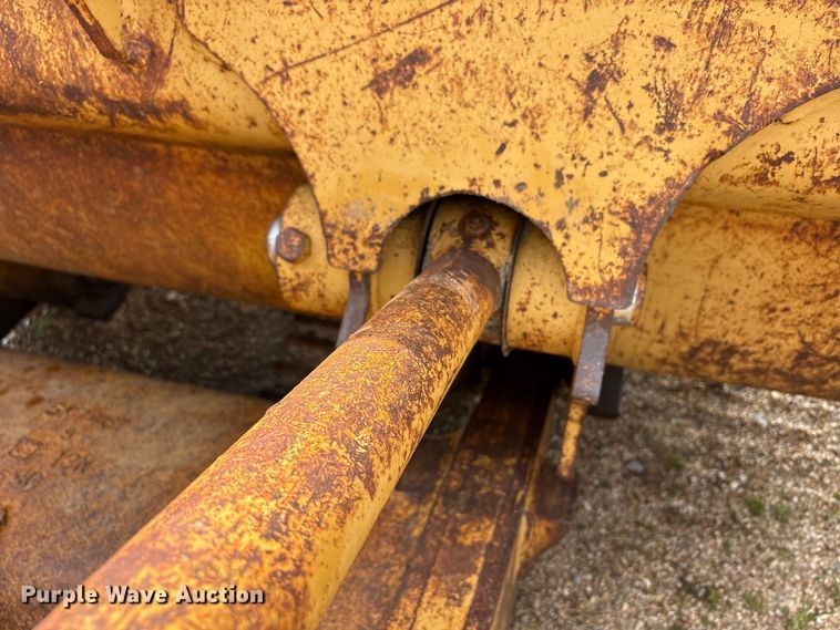 image for item EW1555 1971 Caterpillar 977K dozer