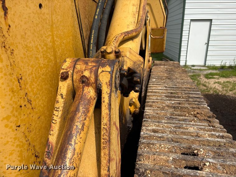 image for item EW1555 1971 Caterpillar 977K dozer