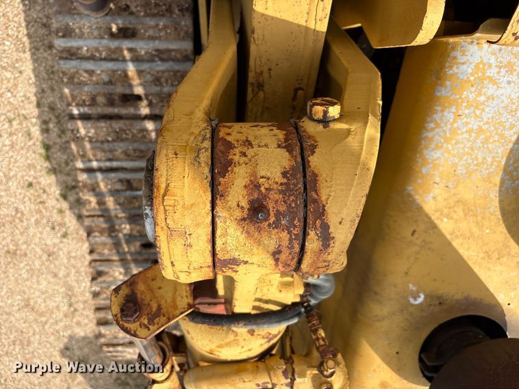 image for item EW1555 1971 Caterpillar 977K dozer