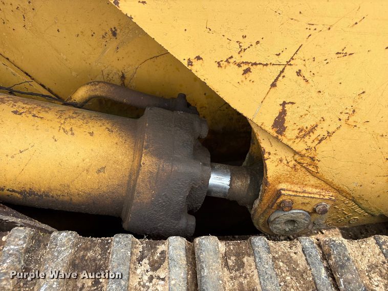 image for item EW1555 1971 Caterpillar 977K dozer
