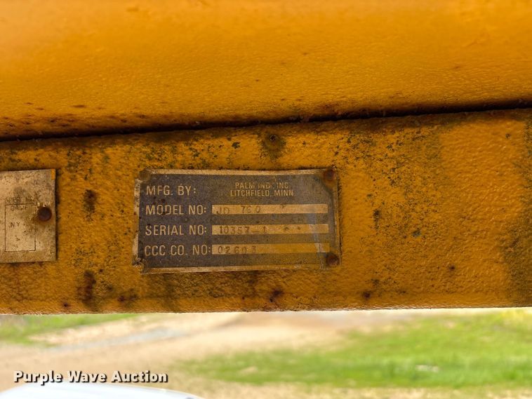 image for item EW1555 1971 Caterpillar 977K dozer