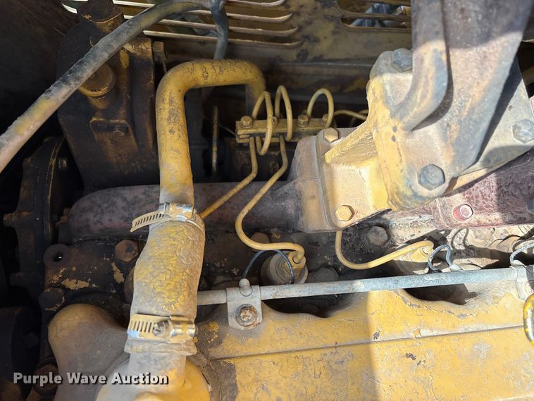 image for item EW1555 1971 Caterpillar 977K dozer