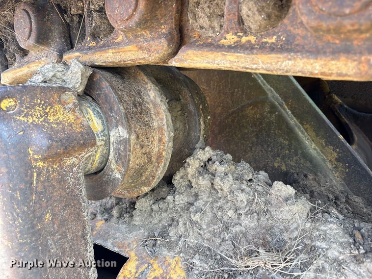 image for item EW1555 1971 Caterpillar 977K dozer
