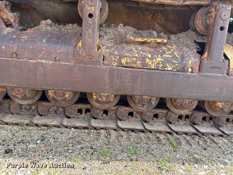image for item EW1555 1971 Caterpillar 977K dozer