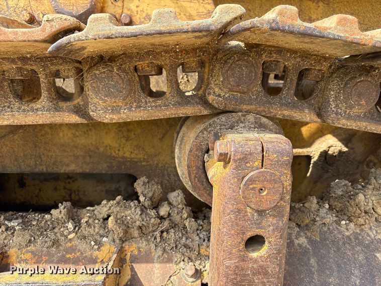 image for item EW1555 1971 Caterpillar 977K dozer