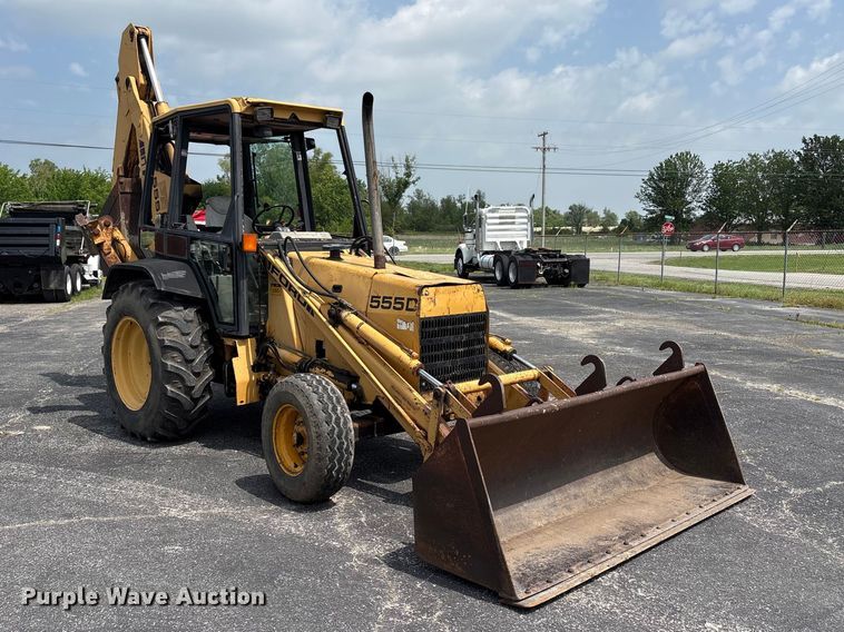 image for item EW1557 Ford 555D backhoe