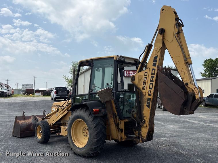 image for item EW1557 Ford 555D backhoe