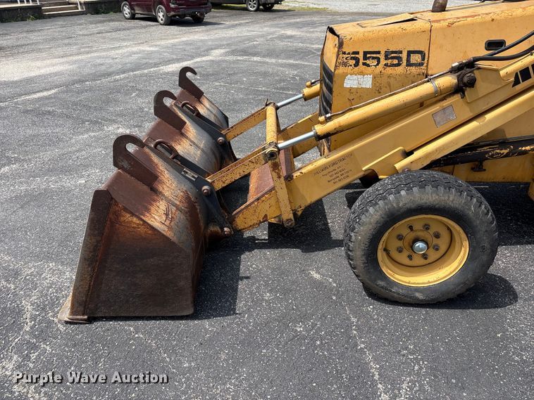 image for item EW1557 Ford 555D backhoe