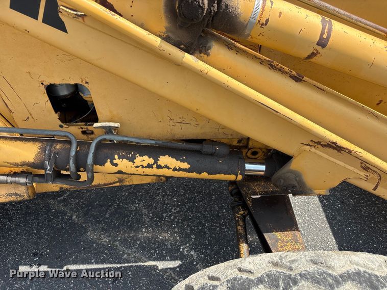 image for item EW1557 Ford 555D backhoe