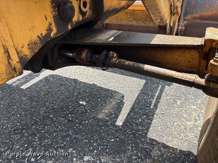 image for item EW1557 Ford 555D backhoe
