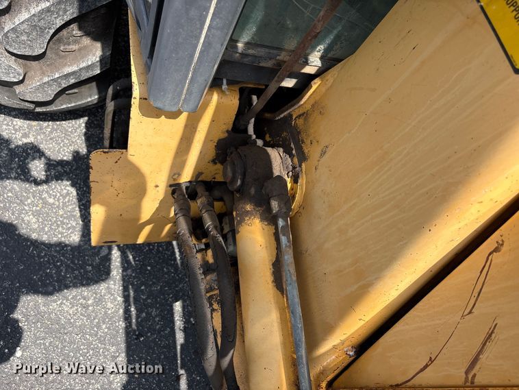 image for item EW1557 Ford 555D backhoe