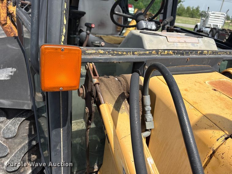 image for item EW1557 Ford 555D backhoe