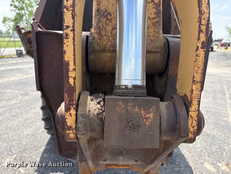 image for item EW1557 Ford 555D backhoe