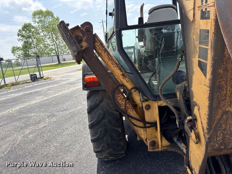 image for item EW1557 Ford 555D backhoe