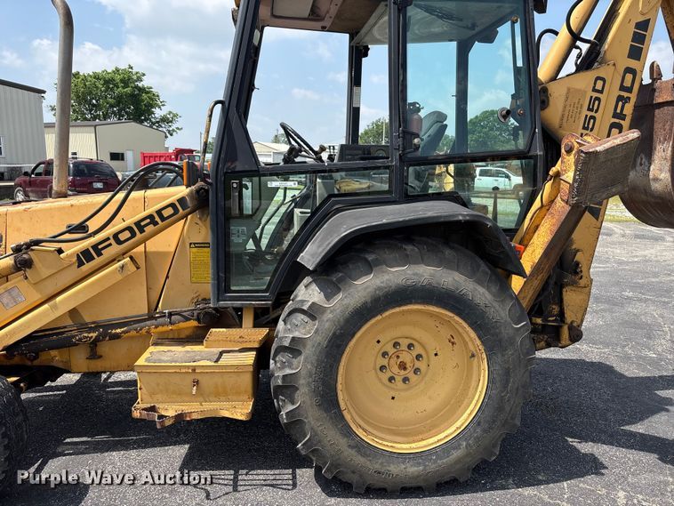 image for item EW1557 Ford 555D backhoe