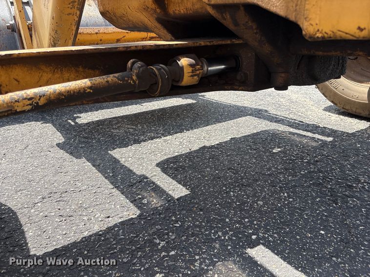 image for item EW1557 Ford 555D backhoe
