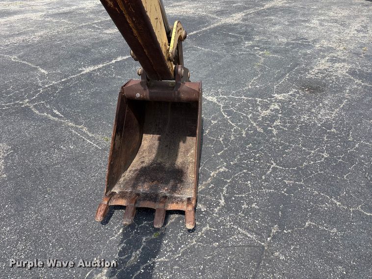 image for item EW1557 Ford 555D backhoe