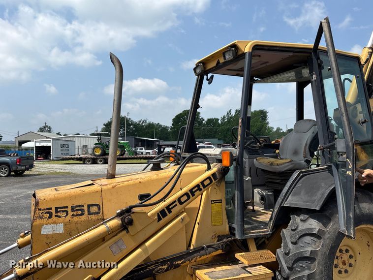 image for item EW1557 Ford 555D backhoe