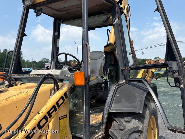 image for item EW1557 Ford 555D backhoe