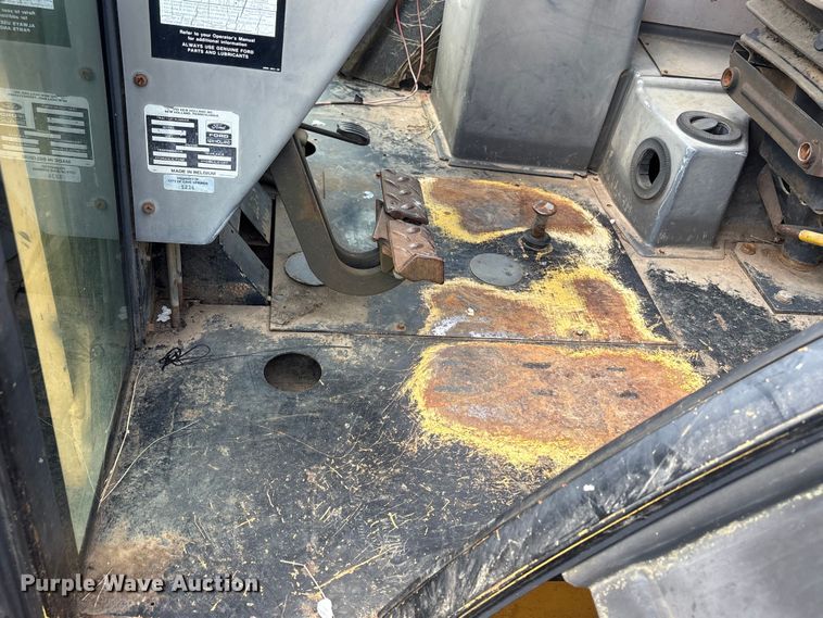 image for item EW1557 Ford 555D backhoe