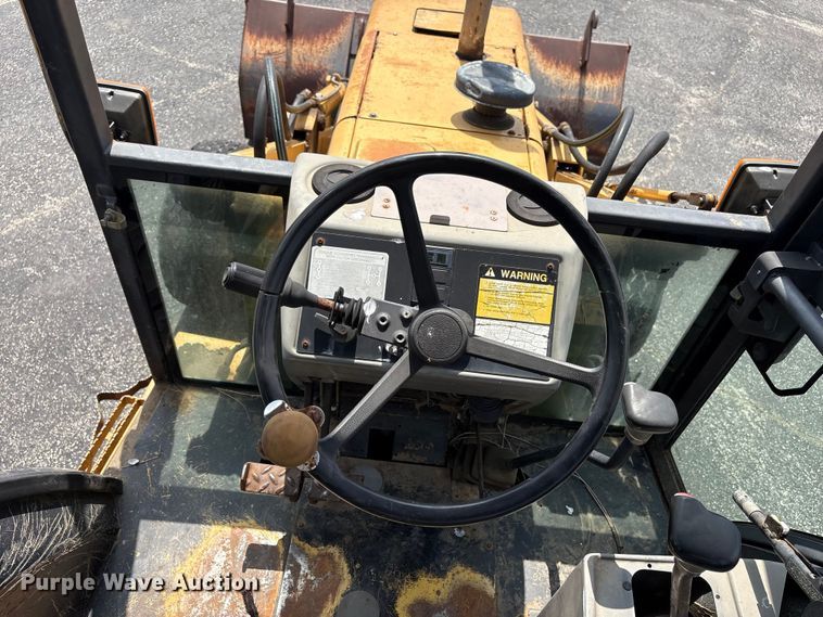 image for item EW1557 Ford 555D backhoe