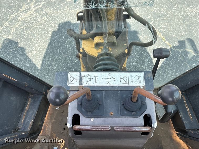 image for item EW1557 Ford 555D backhoe